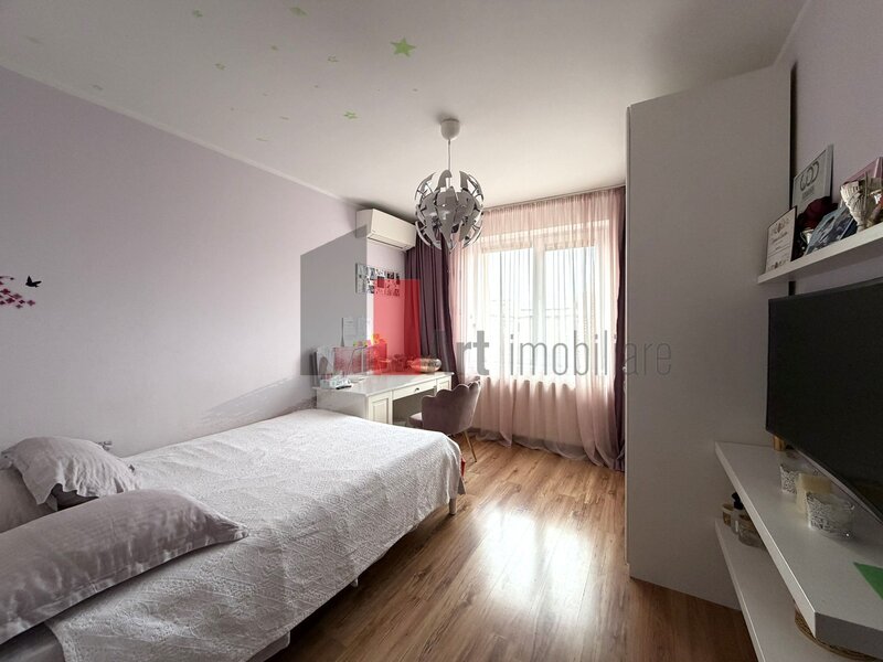 Aparatorii Patriei, Berceni, apartament 4 camere zona